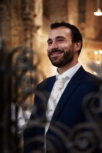 marie eglise decouvre la mariee